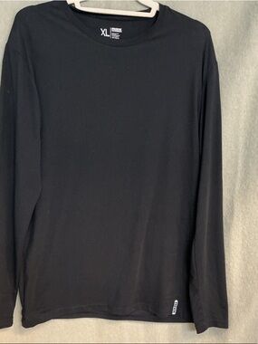 RBX Long Sleeve Crewneck Tee in Black